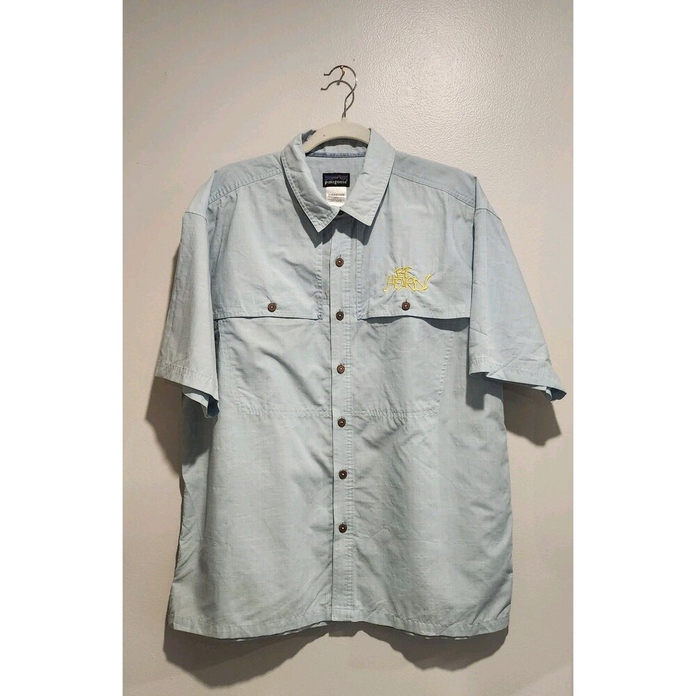 Patagonia Mens Vented Short Sleeve Button Down "Be Heard" Shirt Blue Size Large